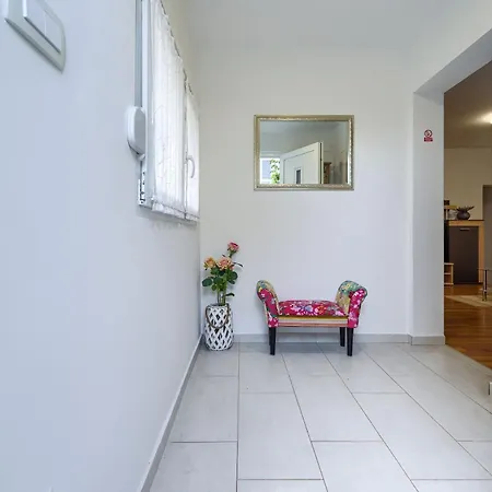 Сasa de vacaciones House Drago *