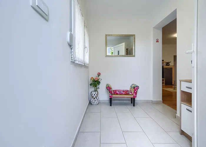 Vikendica House Drago *