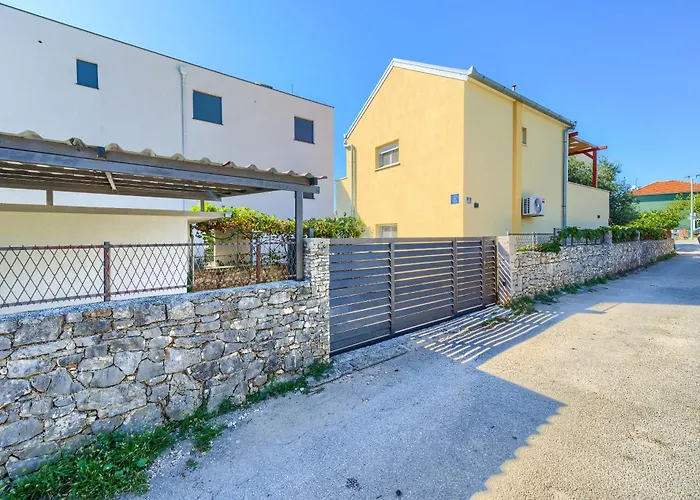 Vikendica House Drago Rogoznica (Sibenik-Knin)