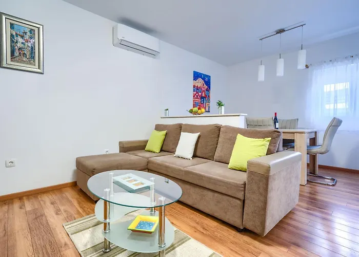 House Drago Rogoznica (Sibenik-Knin)